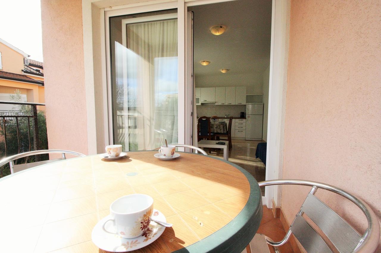 Apartment Bilic With Balcony Porec Ngoại thất bức ảnh